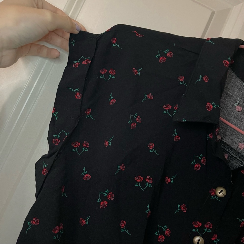 Self Esteem Black and Red Floral Button up Blouse - Picture 7 of 8
